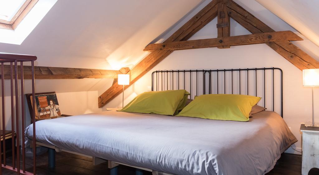 Les Petites Vosges Bed & Breakfast Bagneres-de-Bigorre Room photo